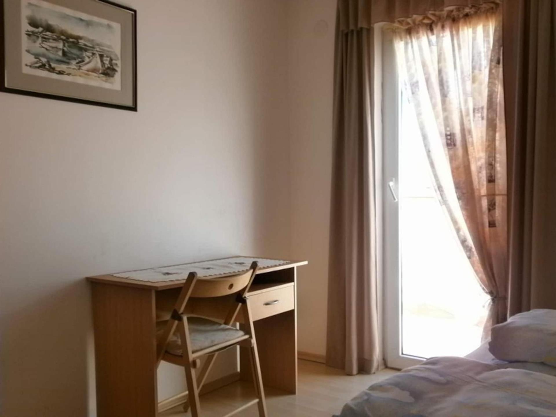 Family Apartments Viva Close To The Beach Krk Town Εξωτερικό φωτογραφία