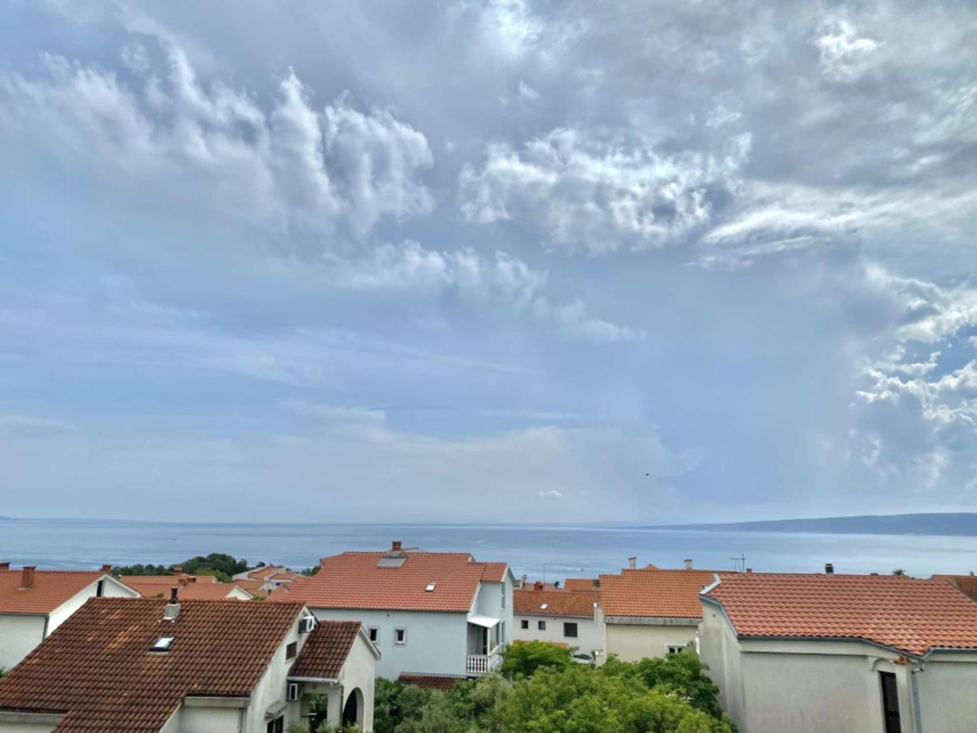 Family Apartments Viva Close To The Beach Krk Town Εξωτερικό φωτογραφία