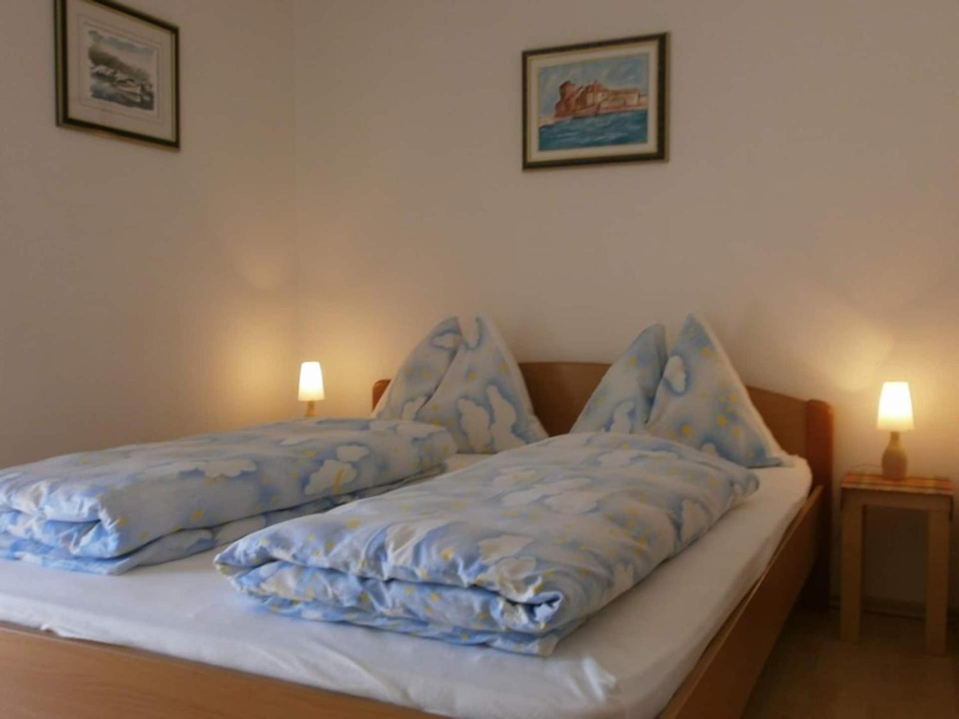 Family Apartments Viva Close To The Beach Krk Town Εξωτερικό φωτογραφία