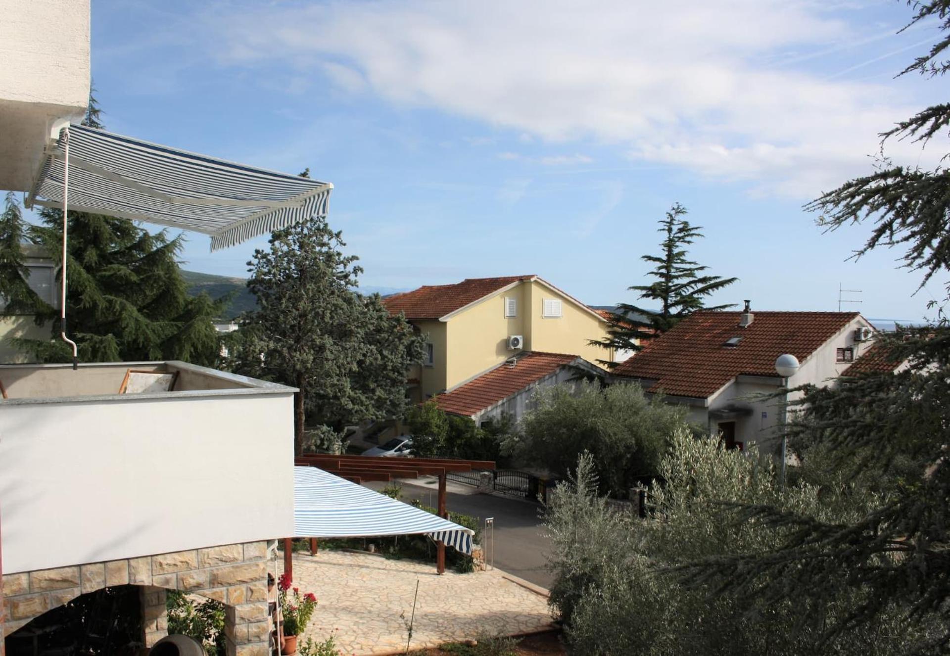 Family Apartments Viva Close To The Beach Krk Town Εξωτερικό φωτογραφία