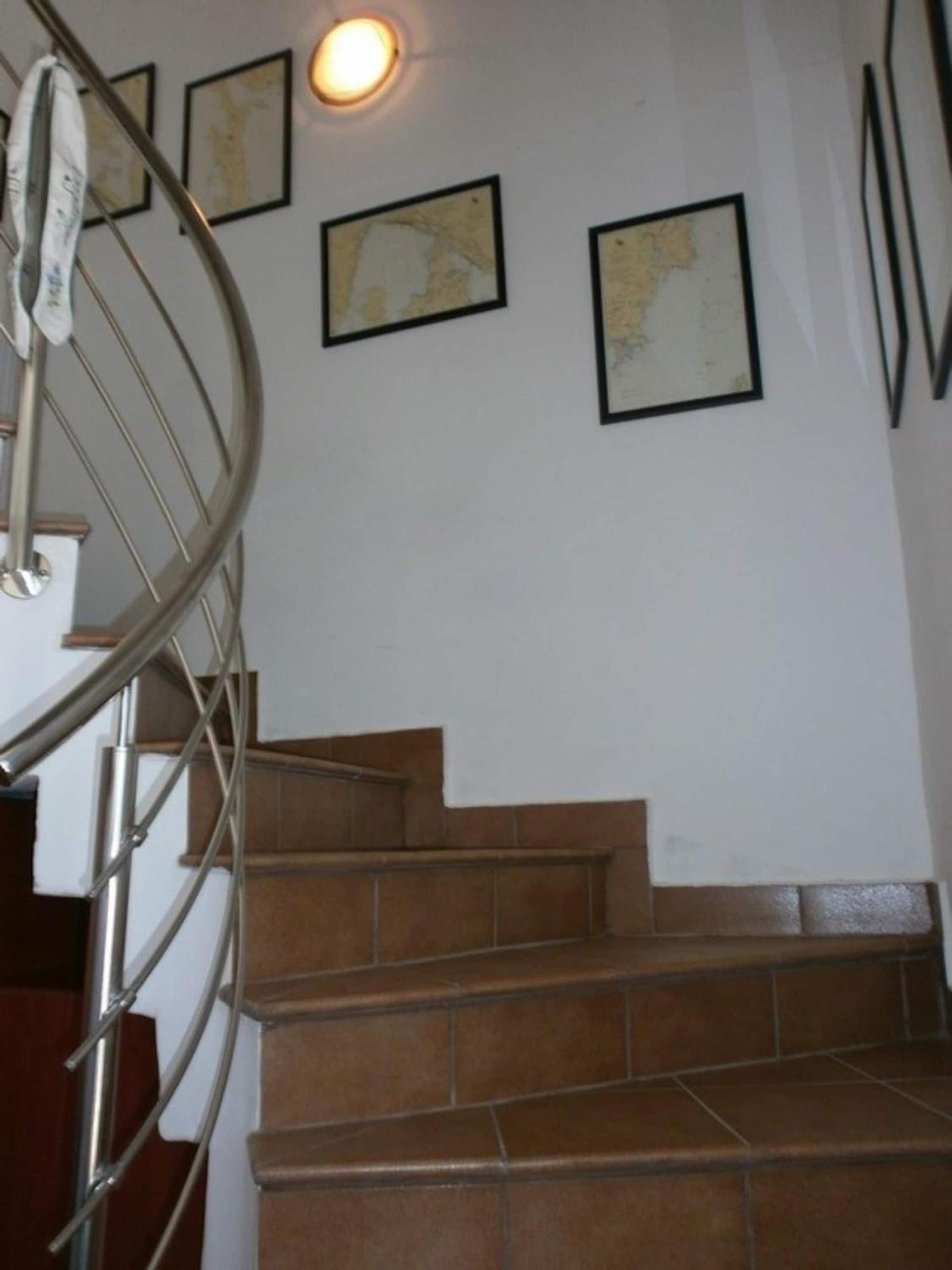Family Apartments Viva Close To The Beach Krk Town Εξωτερικό φωτογραφία